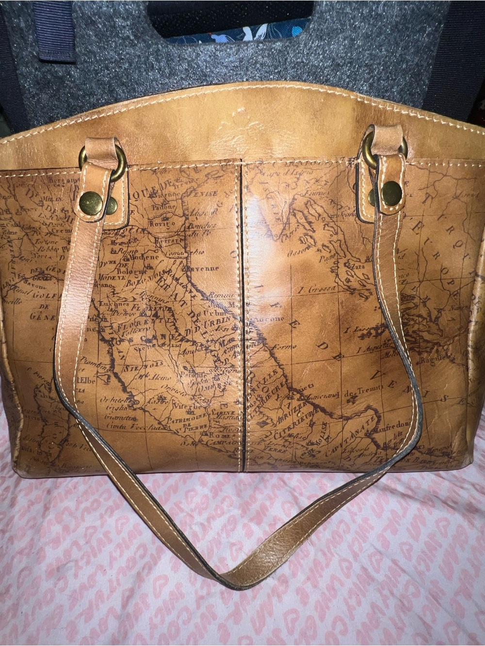 Patricia Nash signature map print shoulder bag